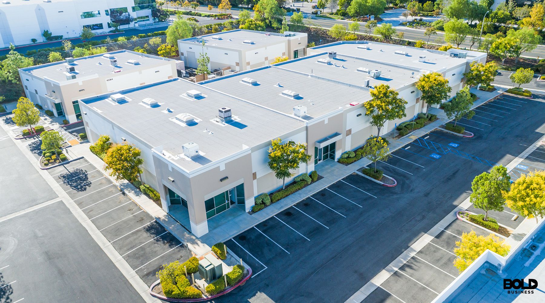 office building vacancies in a big building