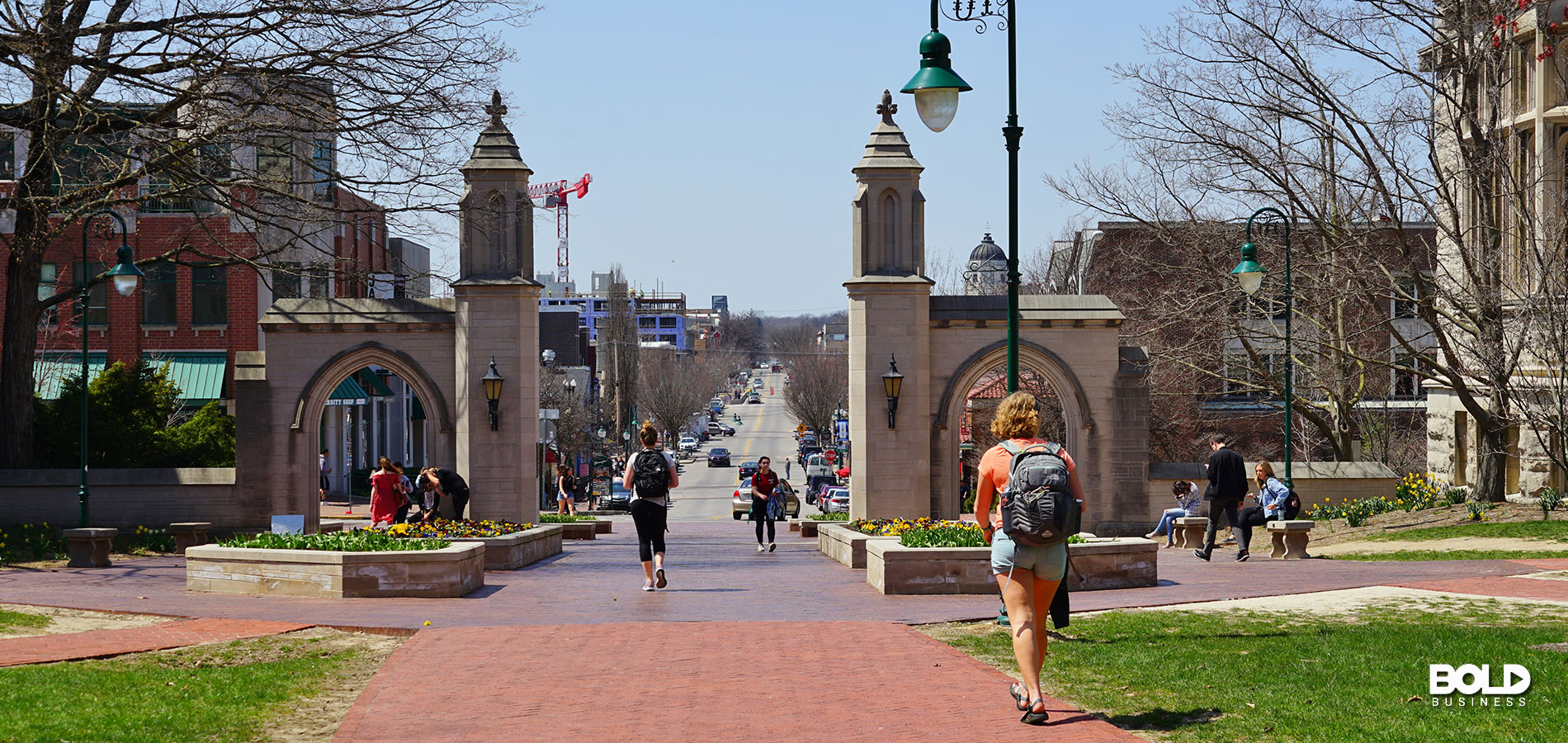 A bunch of students fleeing a college campus