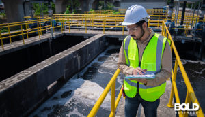 a dude assessing the Arizona water shortage